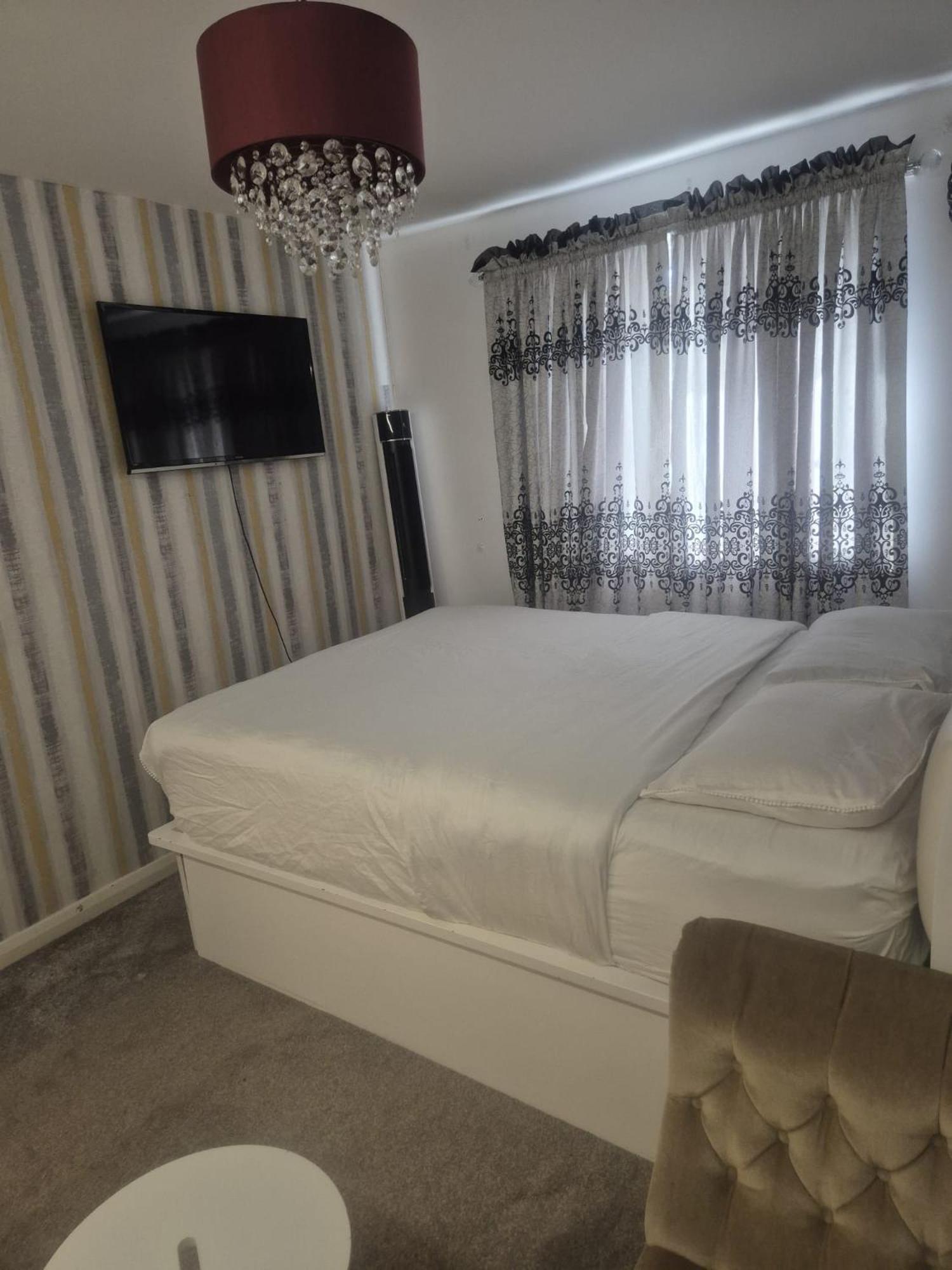 Private Homestay